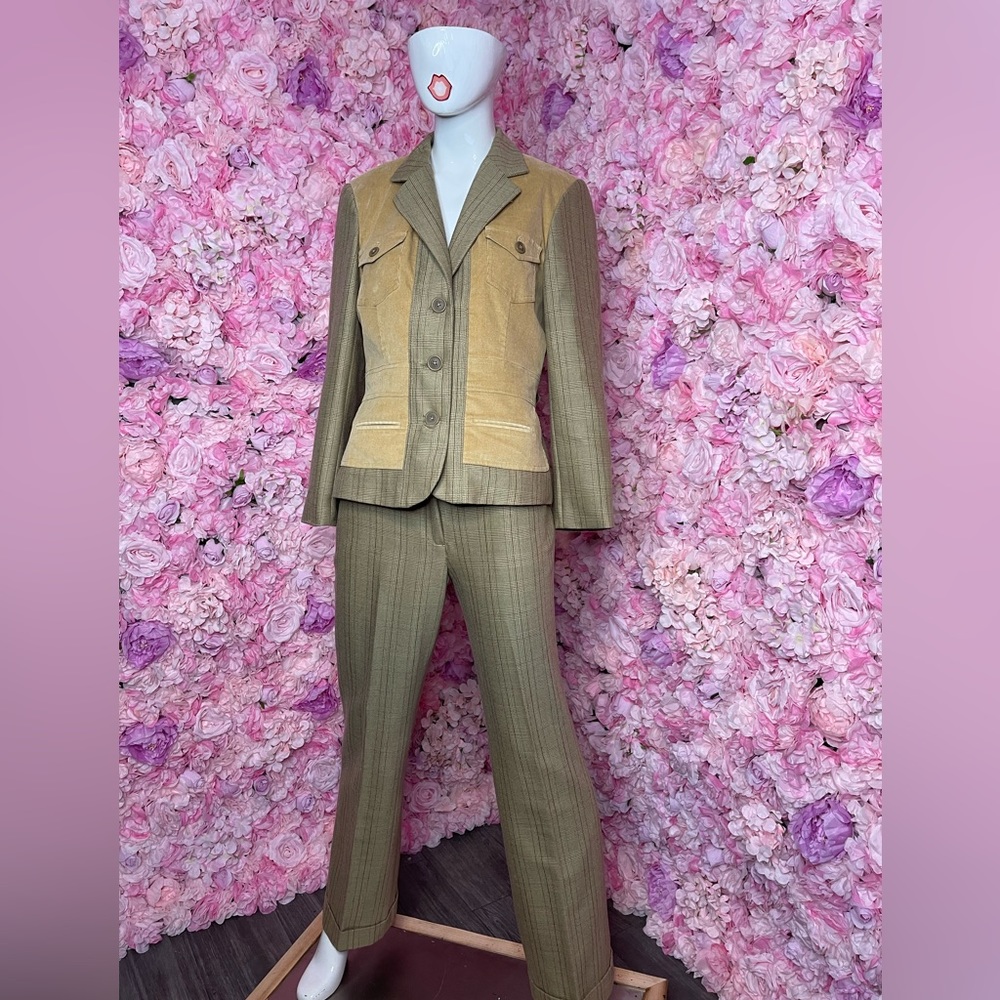 Tyler Böe Tan Plaid Cord Pant Suit 10 Academia